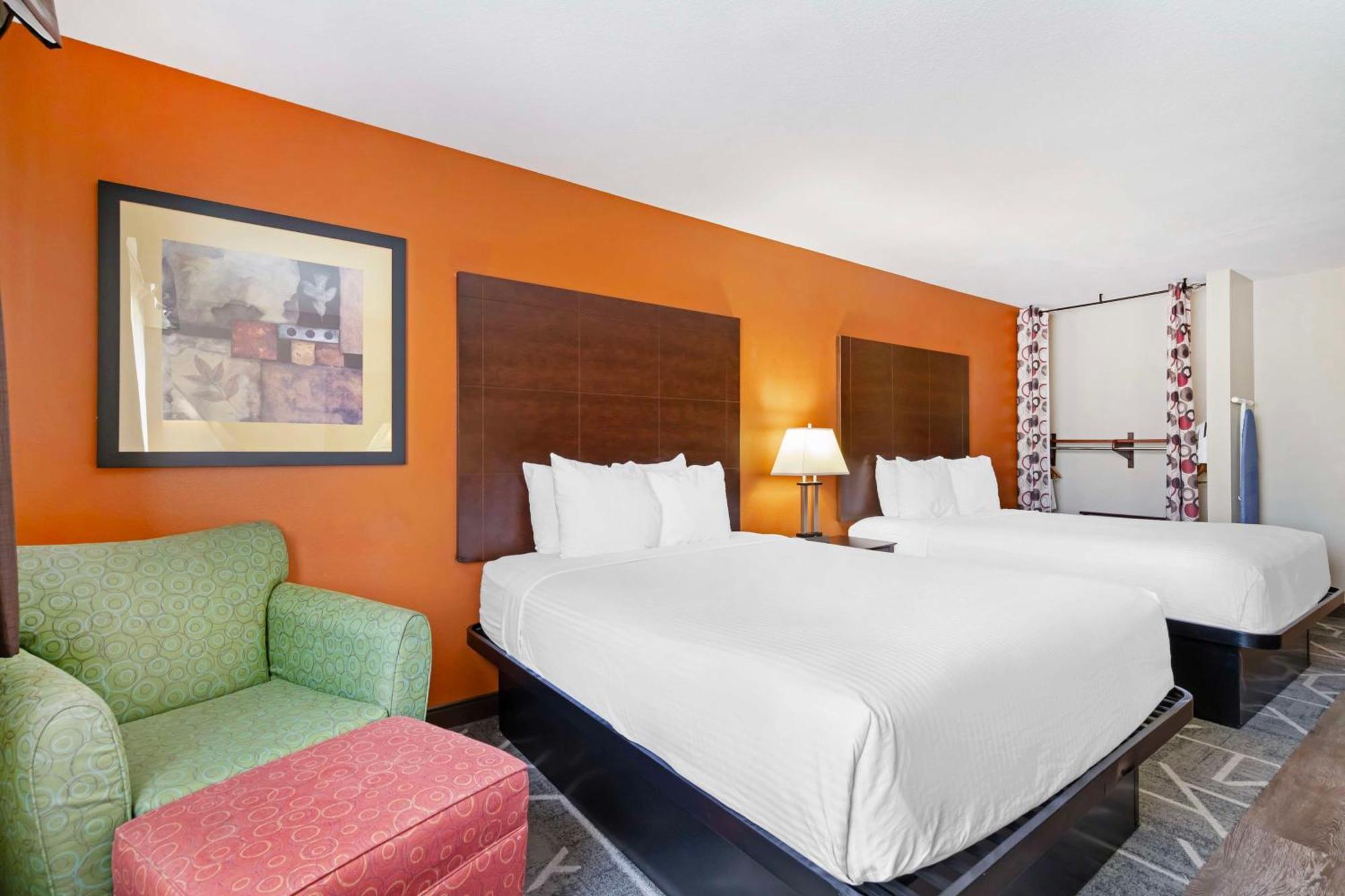 Best Western Inn & Suites New Braunfels Exterior photo